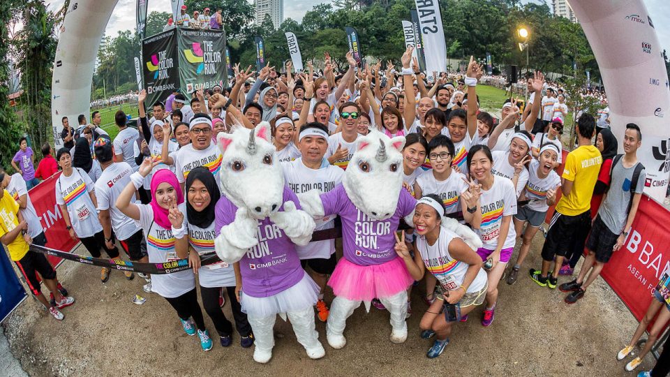 The Color Run Malaysia 2017 Effy Moom Free Coloring Picture wallpaper give a chance to color on the wall without getting in trouble! Fill the walls of your home or office with stress-relieving [effymoom.blogspot.com]