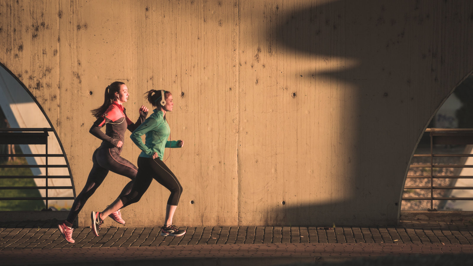 Tips for Female Runners: How to Look After Your Hormones While Training Hard