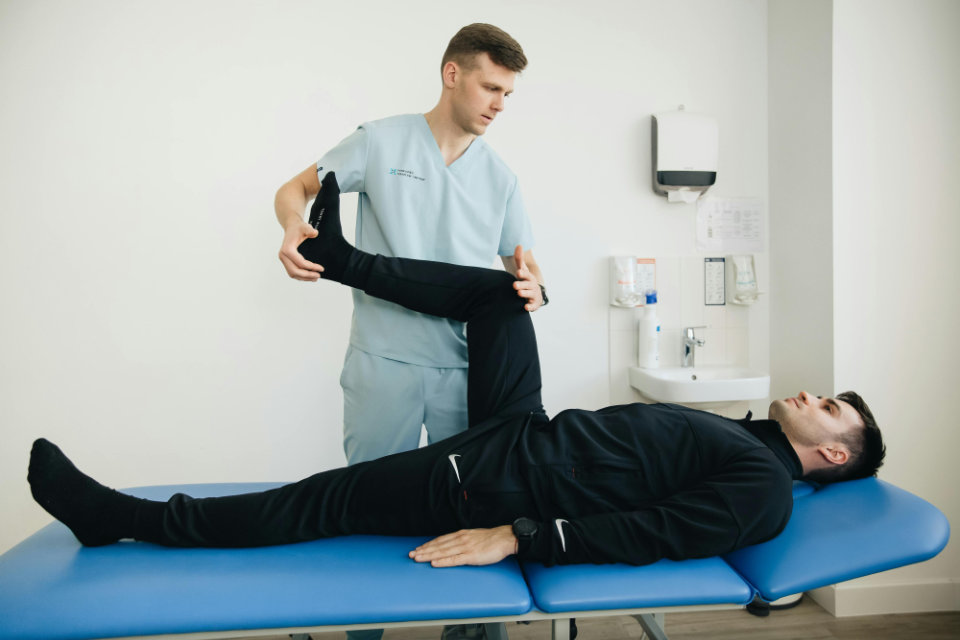 Runners’ Health 101: When to See a Physio, Podiatrist, or Specialist